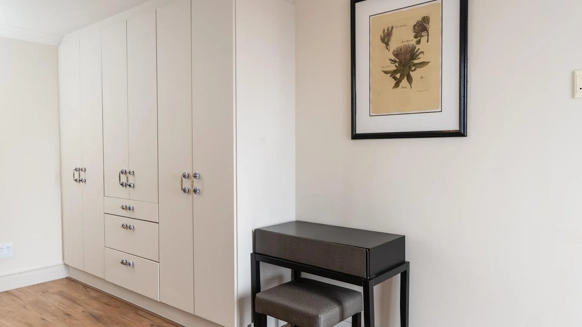 2Bdr Apartment Close To V&A Waterfront - Apt209 Cape Town