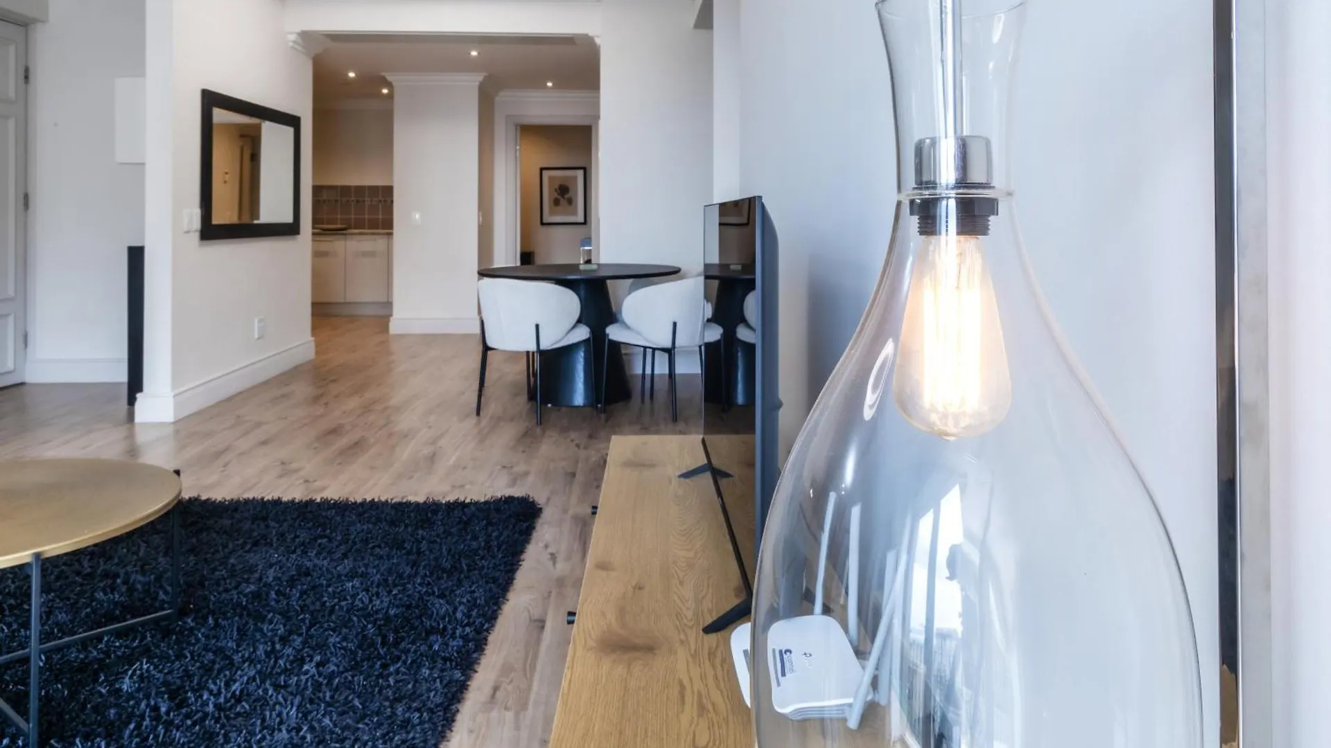 2Bdr Apartment Close To V&A Waterfront - Apt209 Cape Town 0*,  South Africa