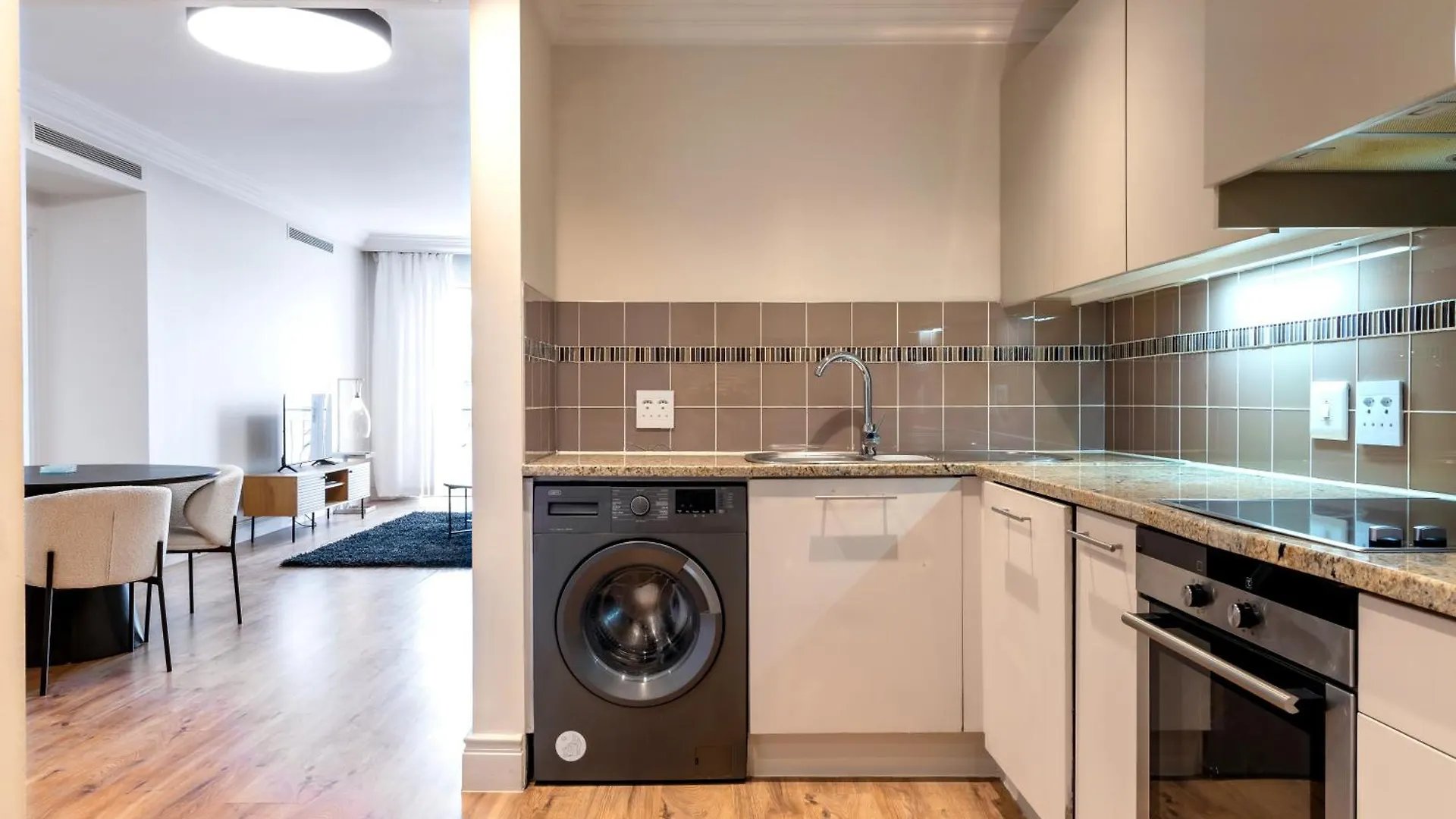 2Bdr Apartment Close To V&A Waterfront - Apt209 Cape Town South Africa