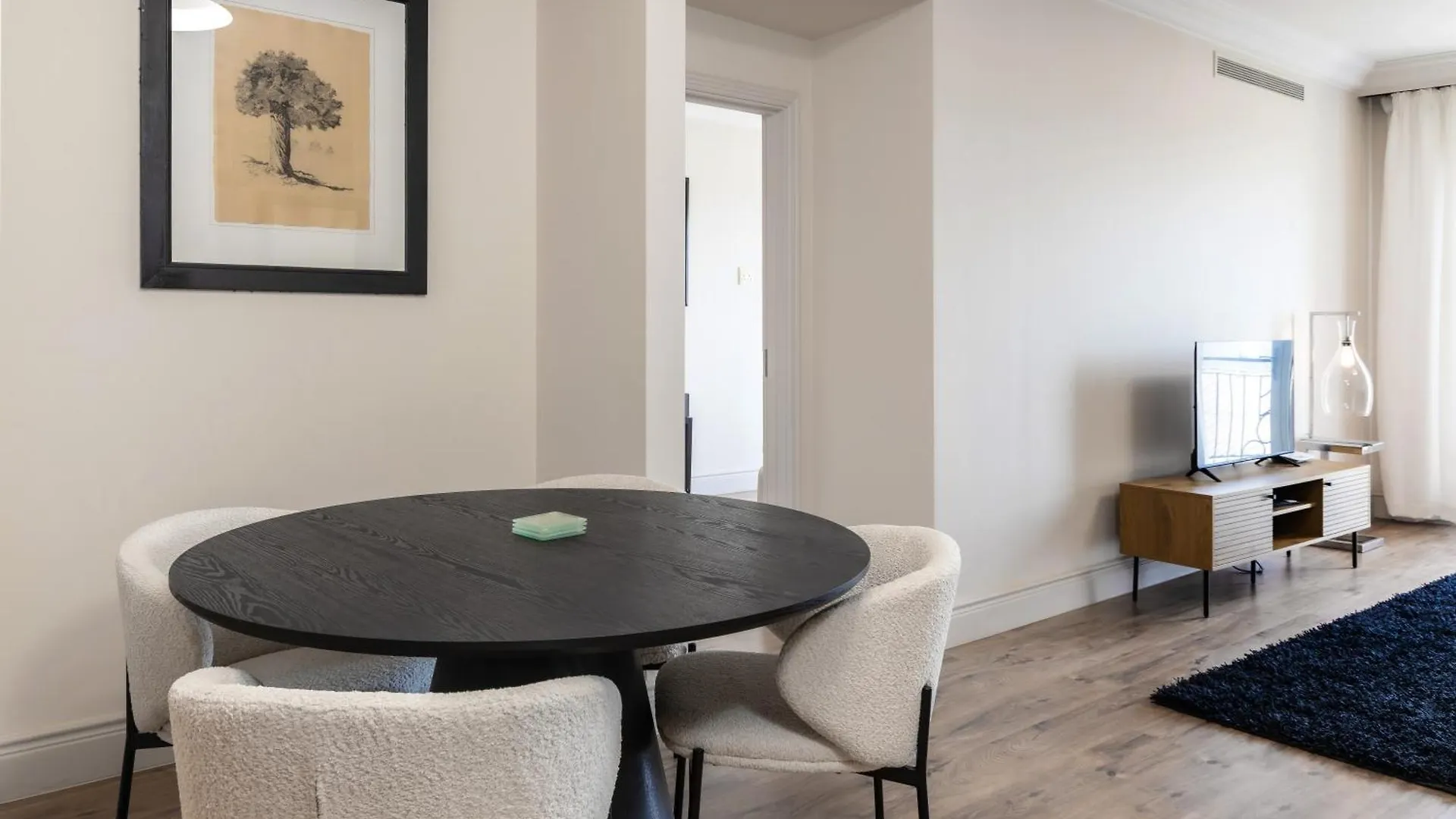 2Bdr Apartment Close To V&A Waterfront - Apt209 Cape Town