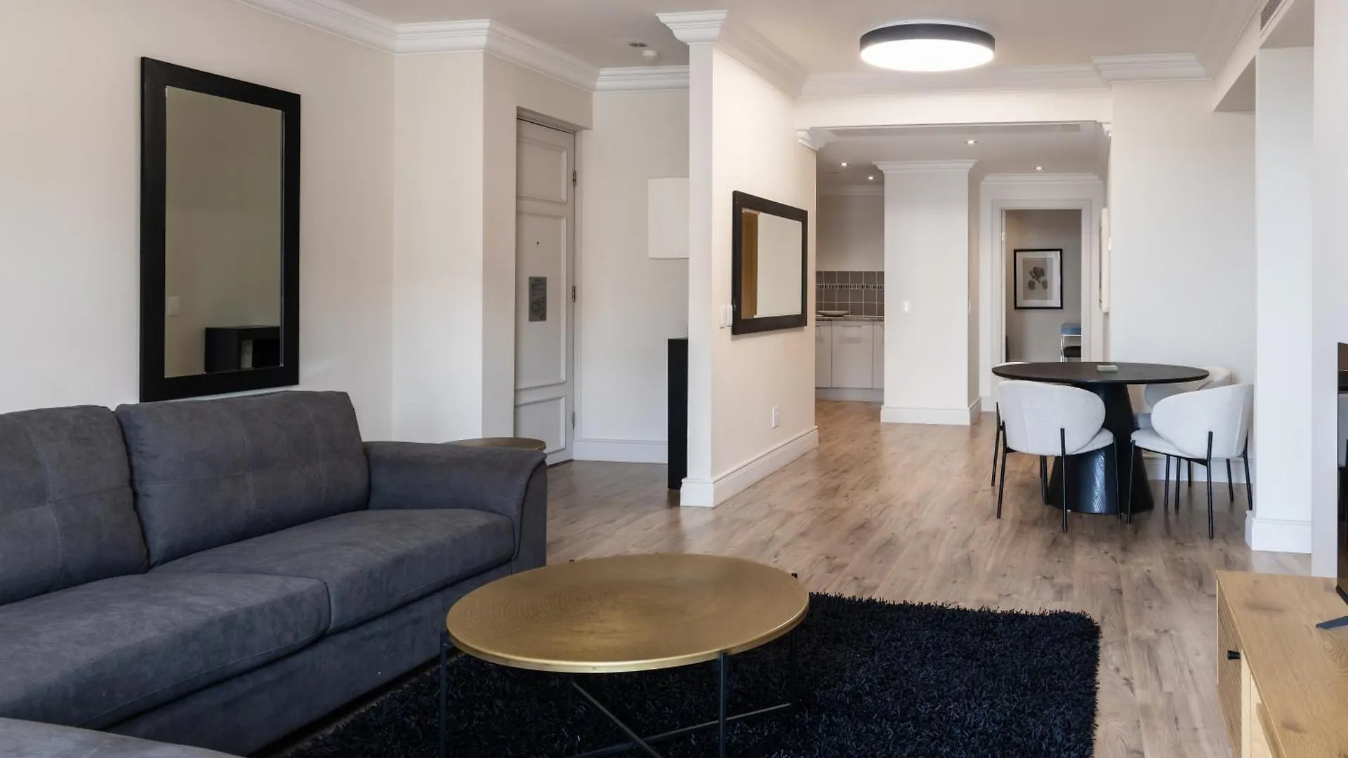 2Bdr Apartment Close To V&A Waterfront - Apt209 Cape Town South Africa